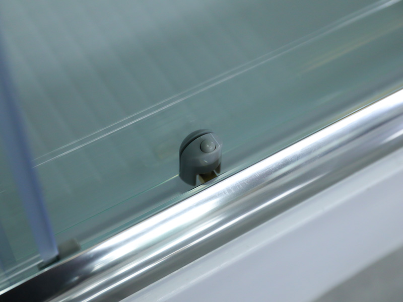 RE Chrome Aluminium Frame Tempered Glass Square Illapsing Shower Clausura Cum Tray RE Chrome Aluminium Frame Tempered Glass Square Illapsing Shower Clausura Cum Tray