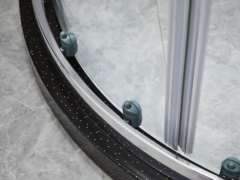 SE Imber clausura illapsum, Vitrum Temperatum Serenum, Chrome Aluminium Profile, Duplex perforata manubrio, Sine Tray SE Imber clausura illapsum, Vitrum Temperatum Serenum, Chrome Aluminium Profile, Duplex perforata manubrio, Sine Tray